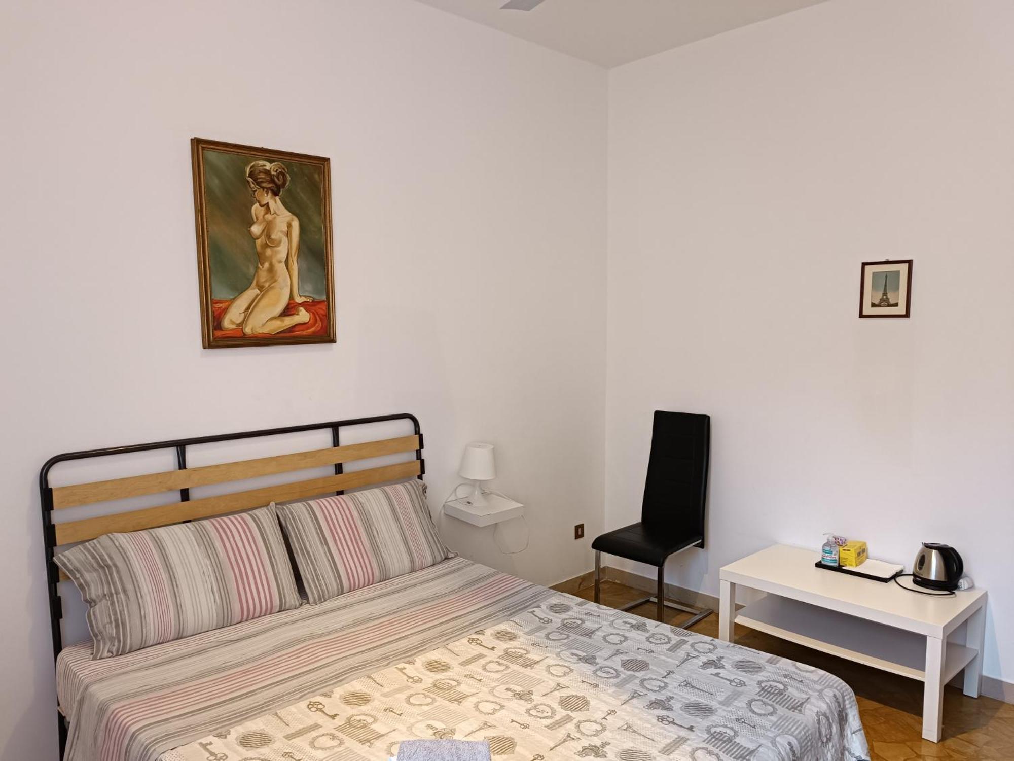 Affittacamere Pratello 97 Bolonya Oda fotoğraf